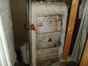 Boiler insulated with asbestos